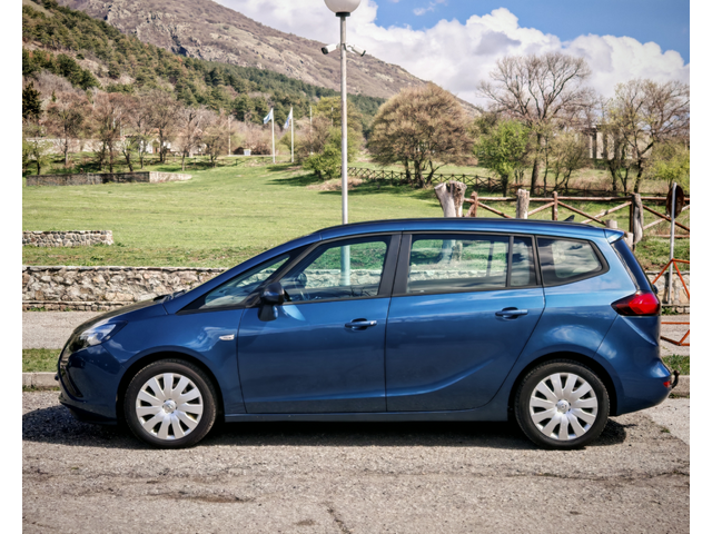 Opel Zafira Tourer 1.4T ФАБРИЧНА ГАЗ - автомобили, коли, обяви за нови и употребявани 7