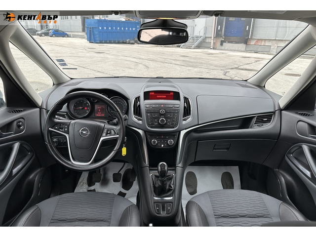 Opel Zafira Tourer 1.6i 150к.с. Газ.инжекцион - автомобили, коли, обяви за нови и употребявани 10