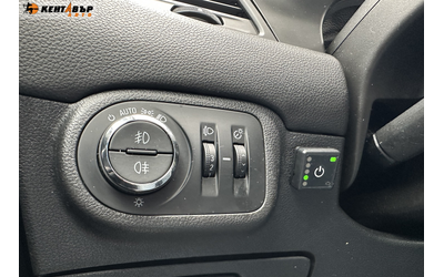 Opel Zafira Tourer 1.6i 150к.с. Газ.инжекцион - автомобили, коли, обяви за нови и употребявани 18