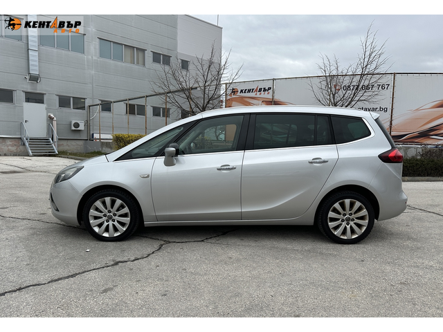 Opel Zafira Tourer 1.6i 150к.с. Газ.инжекцион - автомобили, коли, обяви за нови и употребявани 1