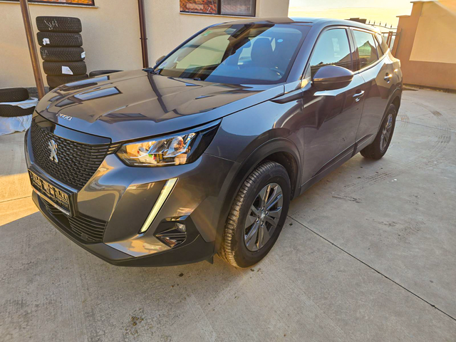 Peugeot 2008 1.2 PureTech Automatic - автомобили, коли, обяви за нови и употребявани 2