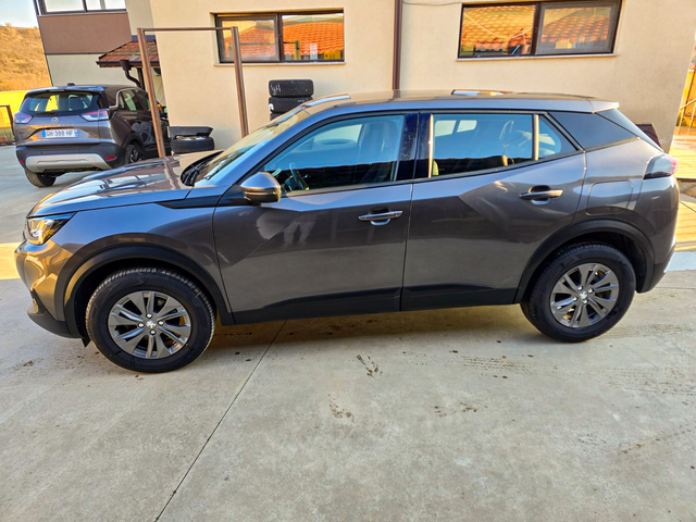 Peugeot 2008 1.2 PureTech Automatic - автомобили, коли, обяви за нови и употребявани 3