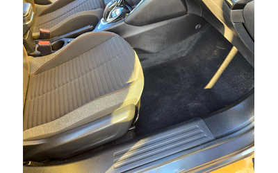 Peugeot 2008 1.2 PureTech Automatic - автомобили, коли, обяви за нови и употребявани 9