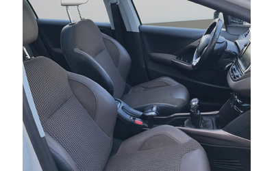 Peugeot 2008 1.2 VTI 82 hp MT5 - автомобили, коли, обяви за нови и употребявани 10