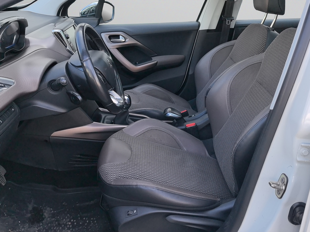 Peugeot 2008 1.2 VTI 82 hp MT5 - автомобили, коли, обяви за нови и употребявани 14