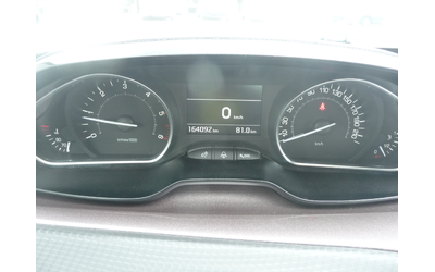 Peugeot 2008 1.4HDI-NAVI ПЕРФЕКТНО - автомобили, коли, обяви за нови и употребявани 8