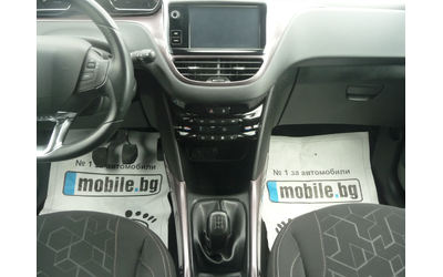 Peugeot 2008 1.4HDI-NAVI ПЕРФЕКТНО - автомобили, коли, обяви за нови и употребявани 9