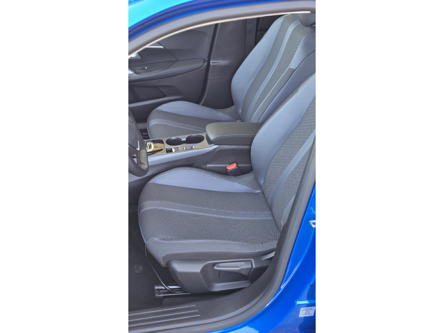 Peugeot 2008 1.5 *BlueHDI* * EAT8* * Allure* - автомобили, коли, обяви за нови и употребявани 15