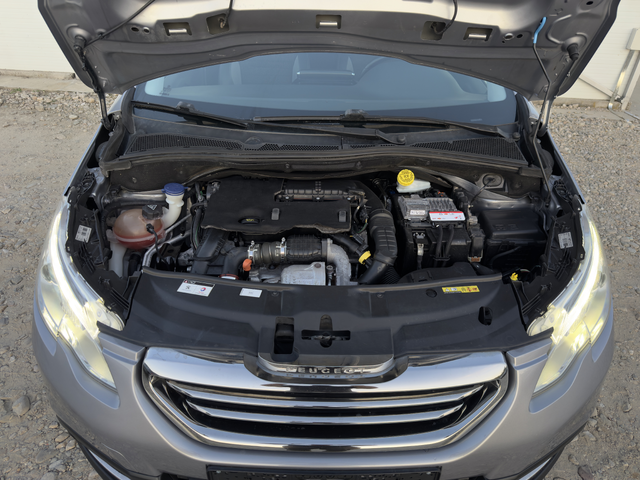 Peugeot 2008 1.6 BlueHD (120 кс) start&stop STT - автомобили, коли, обяви за нови и употребявани 15