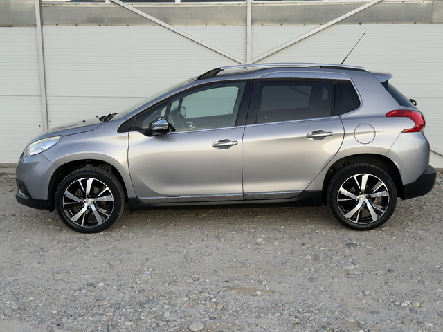 Peugeot 2008 1.6 BlueHD (120 кс) start&stop STT - автомобили, коли, обяви за нови и употребявани 6
