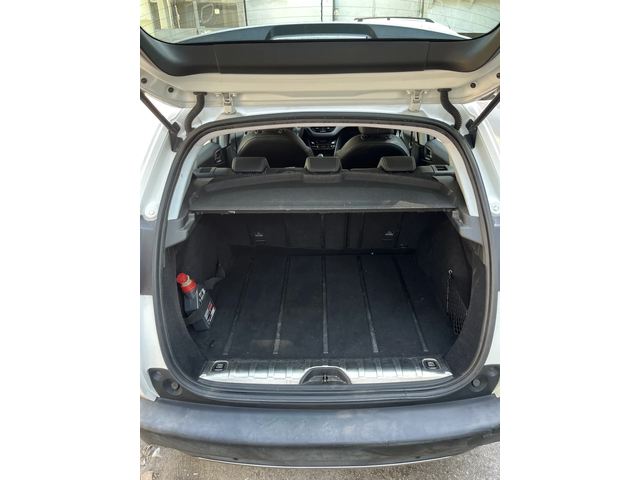 Peugeot 2008 1.6 EHDI - автомобили, коли, обяви за нови и употребявани 2