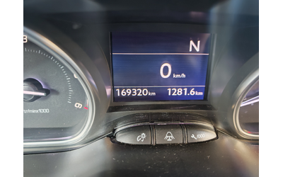 Peugeot 2008 1.6е-HDI ALLURE-навигация, кожа - автомобили, коли, обяви за нови и употребявани 13