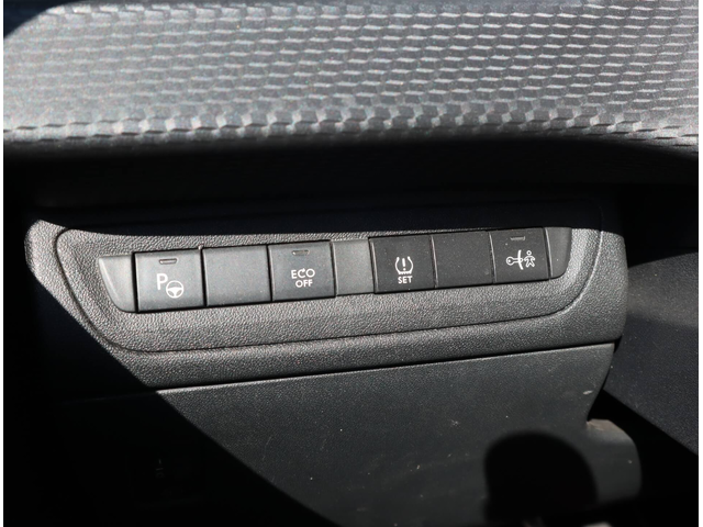 Peugeot 2008 1.6HDI - автомобили, коли, обяви за нови и употребявани 13