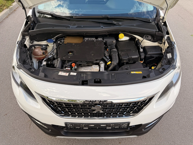 Peugeot 2008 * 1.5HDI* 120hp* NAVI* CAMERA* - автомобили, коли, обяви за нови и употребявани 11
