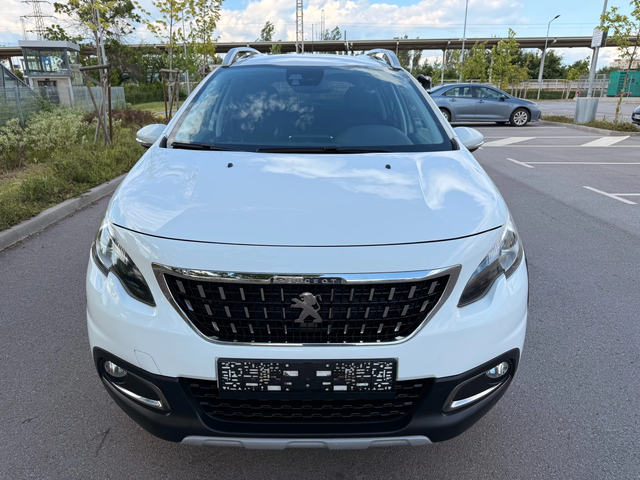 Peugeot 2008 * 1.5HDI* 120hp* NAVI* CAMERA* - автомобили, коли, обяви за нови и употребявани 1