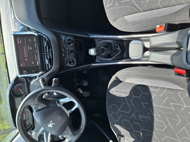 Peugeot 2008 1600кб.Дизел - автомобили, коли, обяви за нови и употребявани 12