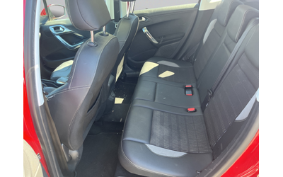 Peugeot 2008 - автомобили, коли, обяви за нови и употребявани 10