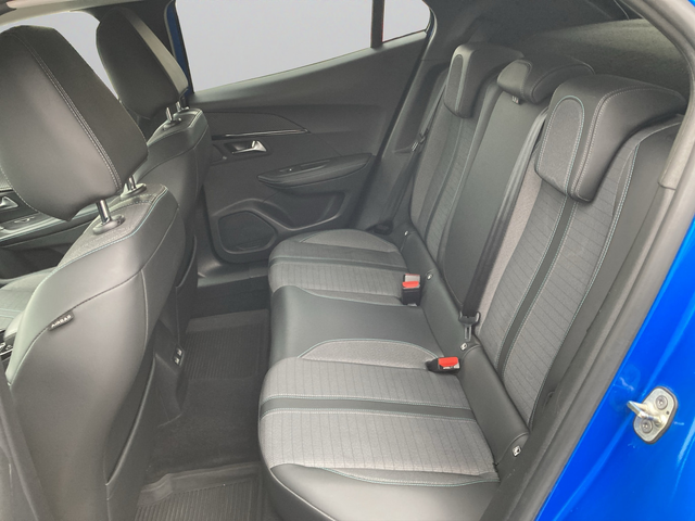 Peugeot 2008 2008 New Line Up ALLURE PACK 1,5 BlueHDi 130 EAT8 EURO6 - автомобили, коли, обяви за нови и употребявани 10