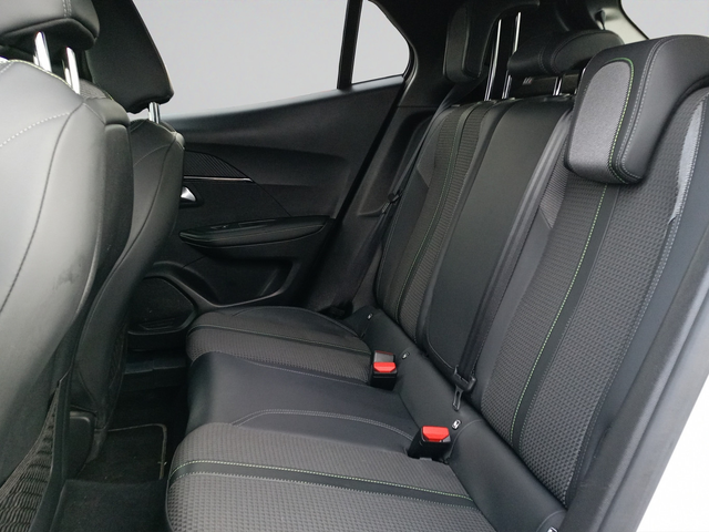 Peugeot 2008 2008 New Line Up GT 1.2 PureTech 130 EAT8 EURO6 - автомобили, коли, обяви за нови и употребявани 10