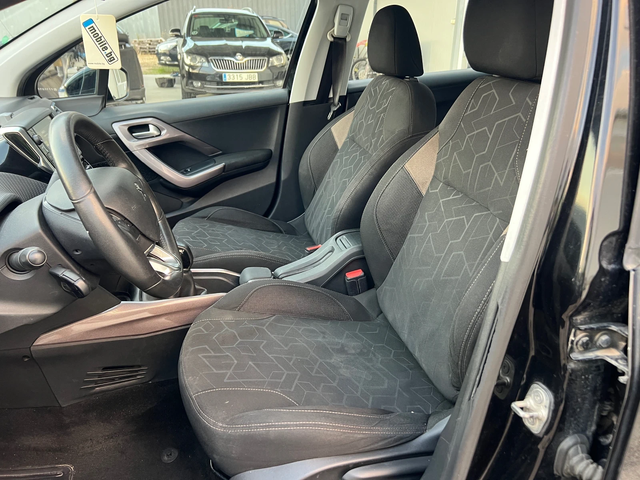 Peugeot 2008 1.2i-82к.с. PureTech EURO6B/ FACELIFT/ Парктроник - автомобили, коли, обяви за нови и употребявани 10