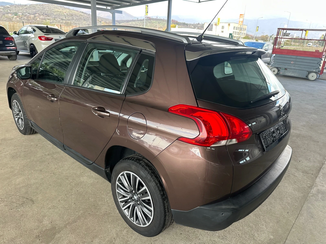 Peugeot 2008 1.6 - автомобили, коли, обяви за нови и употребявани 5