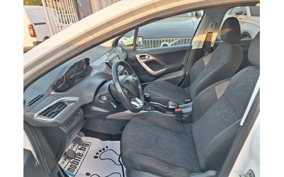 Peugeot 2008 1.2 NAVI - автомобили, коли, обяви за нови и употребявани 11
