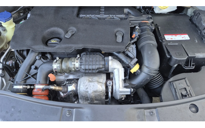 Peugeot 2008 1.6 диз 92к.с - автомобили, коли, обяви за нови и употребявани 16