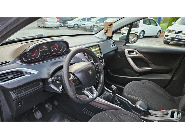 Peugeot 2008 1.4hdi Navig/Klimatronik/Euro-5b - автомобили, коли, обяви за нови и употребявани 9