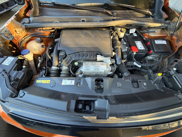 Peugeot 2008 - автомобили, коли, обяви за нови и употребявани 13