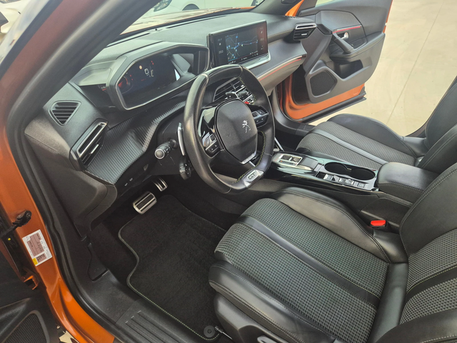 Peugeot 2008 GT Line 3D DIGITAL /PANORAMA/ 130кс - автомобили, коли, обяви за нови и употребявани 12