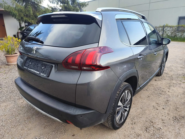 Peugeot 2008 1.2 PureTech Allure, 110 к.с - автомобили, коли, обяви за нови и употребявани 6