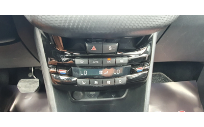 Peugeot 2008 1.6е-HDI ALLURE - автомобили, коли, обяви за нови и употребявани 16