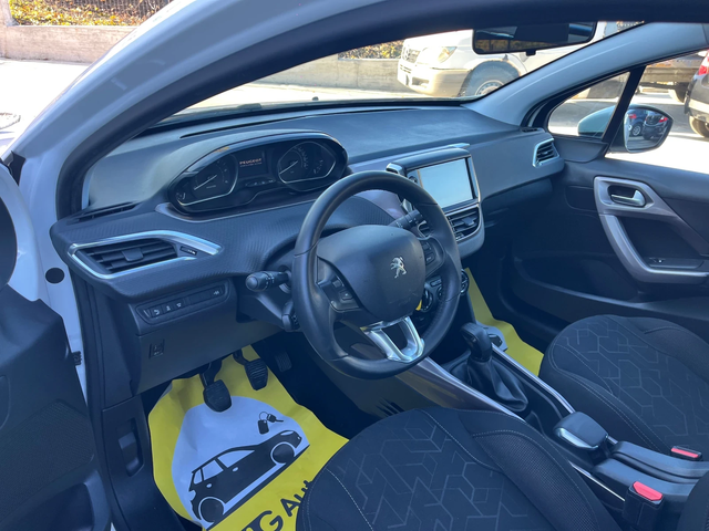 Peugeot 2008 1.6hdi - автомобили, коли, обяви за нови и употребявани 11