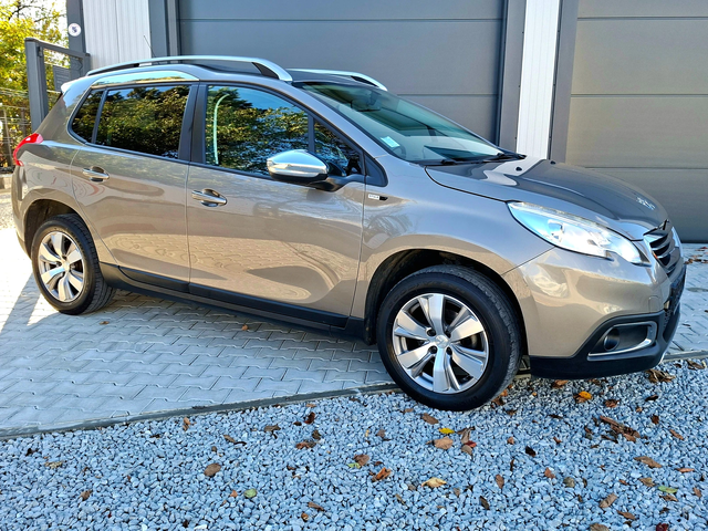 Peugeot 2008 1.6Blue HDI >STYLE EDITION<НАВИГАЦИЯ* LED* - автомобили, коли, обяви за нови и употребявани 2