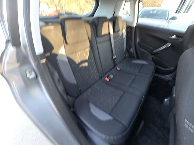 Peugeot 2008 1.2Бензин 82к.с. 84хил.км. - автомобили, коли, обяви за нови и употребявани 13