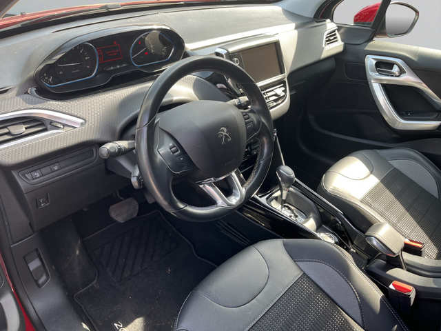 Peugeot 2008 - автомобили, коли, обяви за нови и употребявани 10