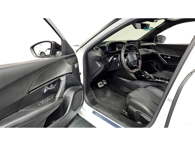 Peugeot 2008 1.5* BlueHDi* GT-LINE* DISTRONIC* КАМЕРА* - автомобили, коли, обяви за нови и употребявани 7