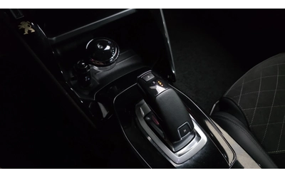 Peugeot 2008 - автомобили, коли, обяви за нови и употребявани 10