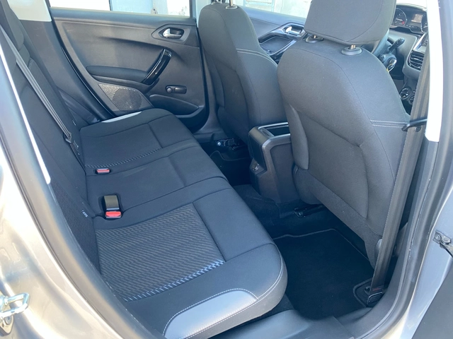 Peugeot 2008 1.2 i - автомобили, коли, обяви за нови и употребявани 10