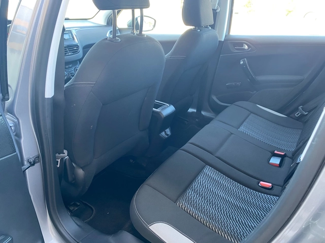 Peugeot 2008 1.2 i - автомобили, коли, обяви за нови и употребявани 12