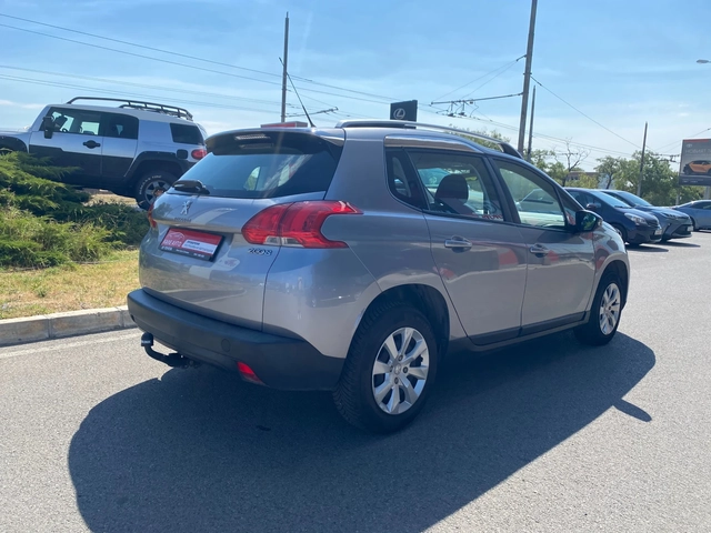 Peugeot 2008 1.2 i - автомобили, коли, обяви за нови и употребявани 3