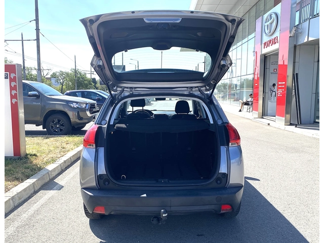 Peugeot 2008 1.2 i - автомобили, коли, обяви за нови и употребявани 7