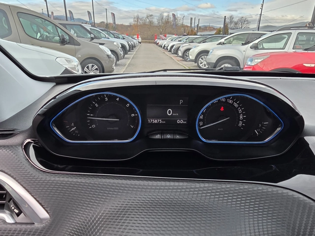 Peugeot 2008 ALLURE 1.6I-120к.с-EURO 5b-АВТОМАТИК-ШВЕЙЦАРИЯ - автомобили, коли, обяви за нови и употребявани 9