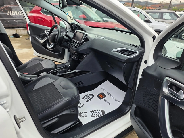 Peugeot 2008 1.2I-110к.с EURO 6b-АВТОМАТИК-ШВЕЙЦАРИЯ - автомобили, коли, обяви за нови и употребявани 13
