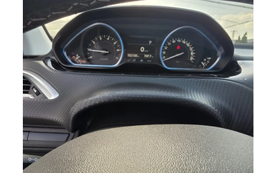 Peugeot 2008 1.2I-110к.с EURO 6b-АВТОМАТИК-ШВЕЙЦАРИЯ - автомобили, коли, обяви за нови и употребявани 9