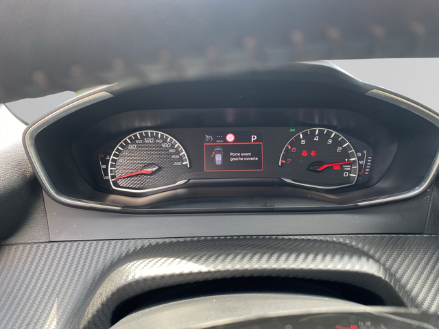 Peugeot 2008 Active Pack 1.2 130 hp EAT8 E6 - автомобили, коли, обяви за нови и употребявани 12