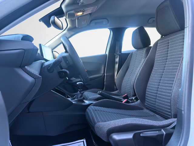 Peugeot 2008 ACTIVE PACK 1.2 PureTech 100 BVM6 EURO6 - автомобили, коли, обяви за нови и употребявани 9