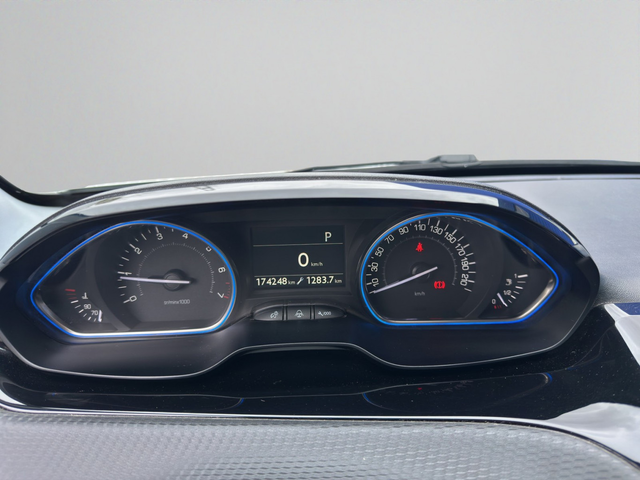 Peugeot 2008 ALLURE 1.2 e-THP 110 BVA6 STT EURO 6.3 - автомобили, коли, обяви за нови и употребявани 12