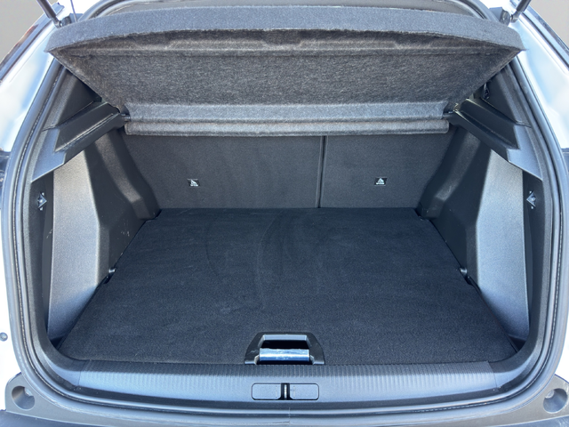 Peugeot 2008 ALLURE 1.2 PureTech 130 EAT8 EURO 6.4 - автомобили, коли, обяви за нови и употребявани 8