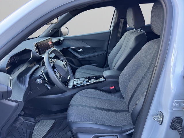 Peugeot 2008 ALLURE 1.2 PureTech 130 EAT8 EURO 6.4 - автомобили, коли, обяви за нови и употребявани 9